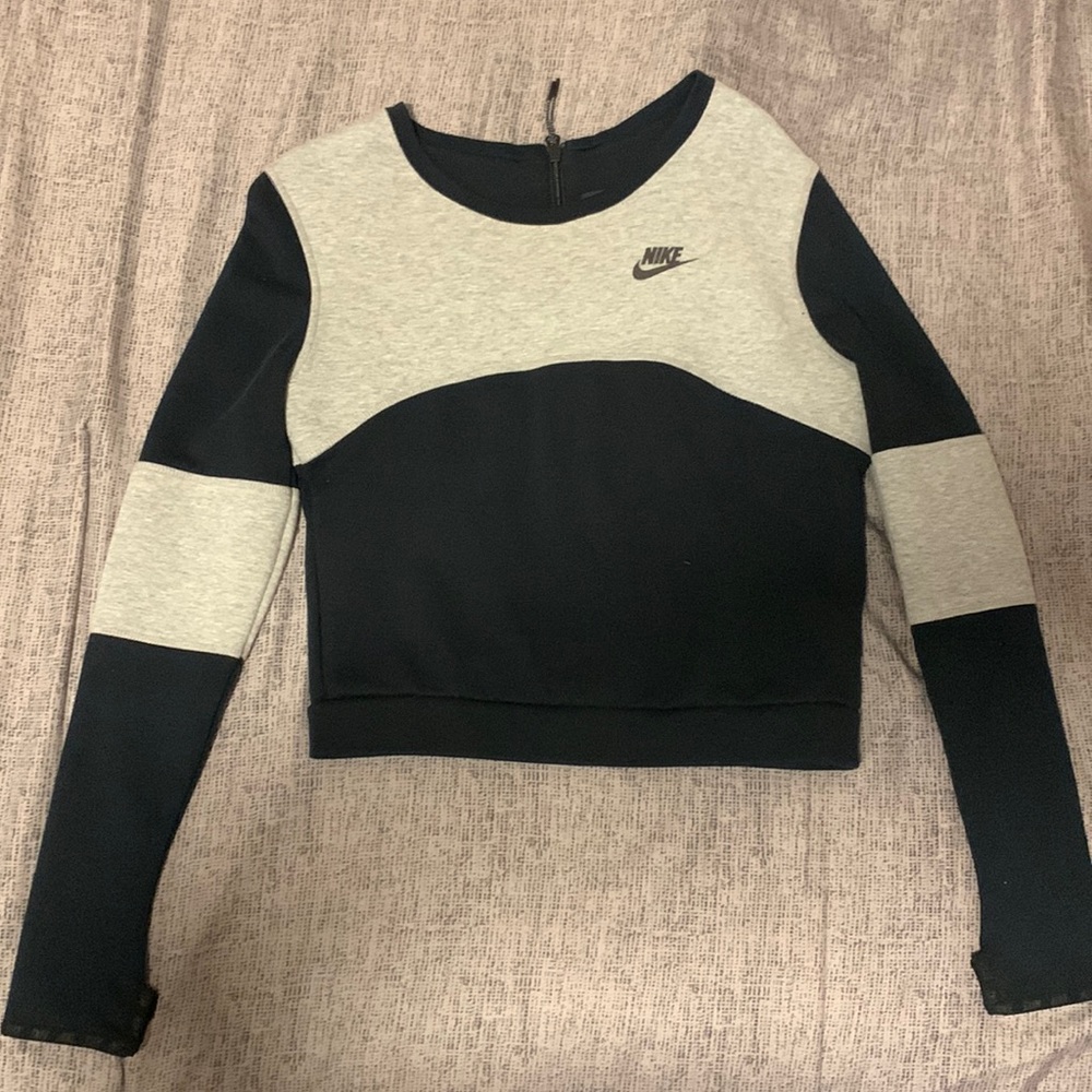 Nike Sweater